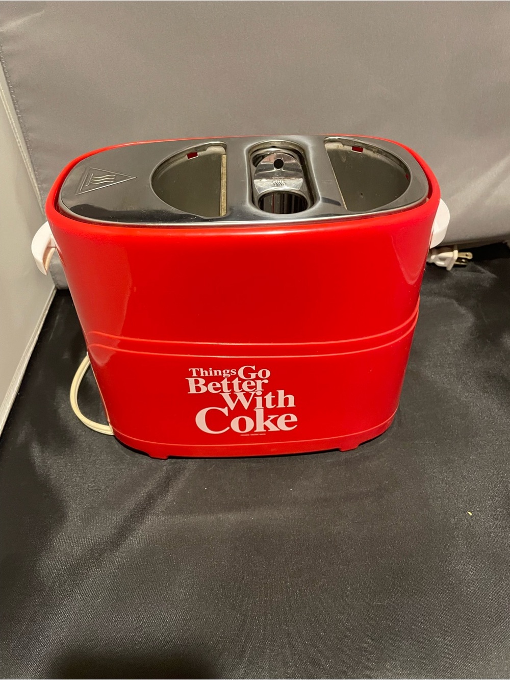 Nostalgia Pop-Up Hot Dog Toaster Coca-Cola Coke red retro
